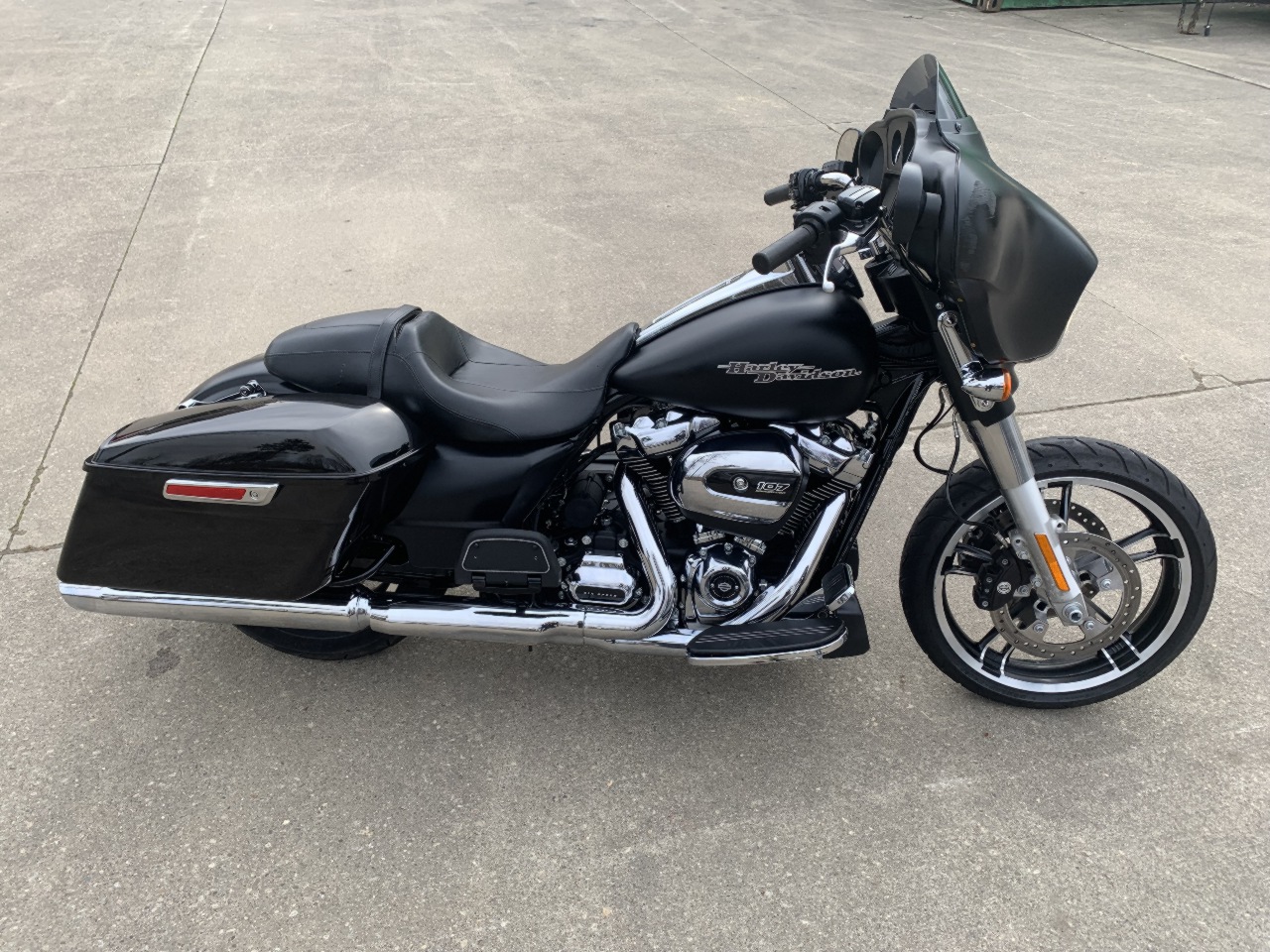 2017 Harley Davidson  FLHXS Street Glide Special 